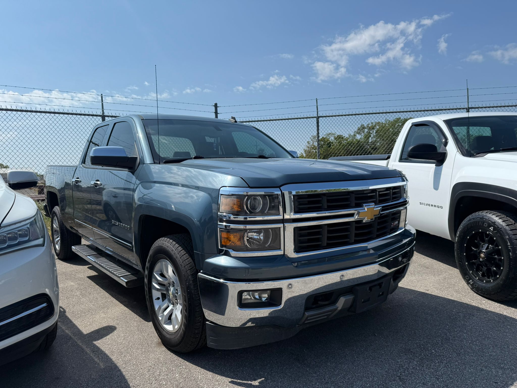 2014 Chevrolet Silverado 1500 for sale in Olathe KS 66061 by Millenium Auto Sales